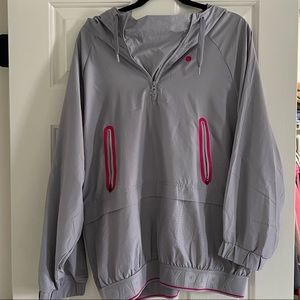 Women’s Ivy Park Pullover Windbreaker Size Medium NWOT